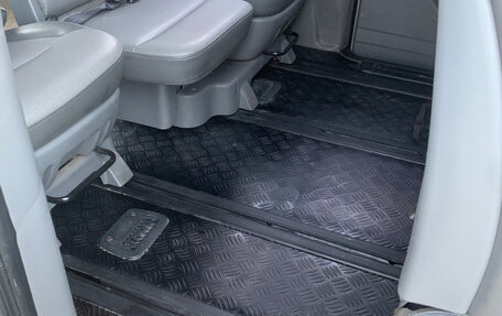 Hyundai Grand Starex Grand Starex I рестайлинг 2, 2009 год, 1 190 000 рублей, 31 фотография