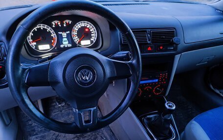 Volkswagen Golf IV, 2001 год, 359 000 рублей, 3 фотография