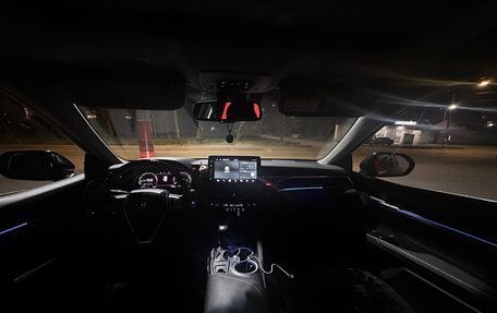 Toyota Camry, 2023 год, 3 300 000 рублей, 8 фотография