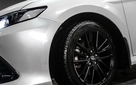 Toyota Camry, 2021 год, 3 499 000 рублей, 10 фотография