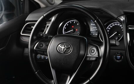 Toyota Camry, 2021 год, 3 499 000 рублей, 37 фотография