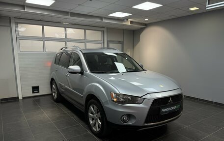 Mitsubishi Outlander III рестайлинг 3, 2010 год, 1 100 000 рублей, 3 фотография