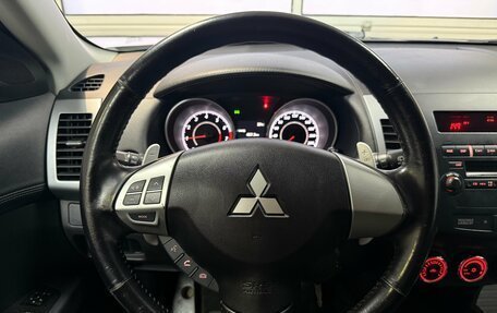 Mitsubishi Outlander III рестайлинг 3, 2010 год, 1 100 000 рублей, 9 фотография