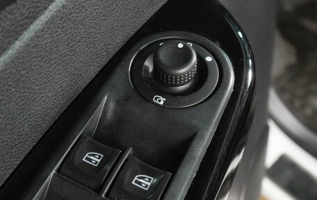 Renault Kaptur I рестайлинг, 2017 год, 1 649 000 рублей, 23 фотография