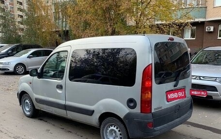 Renault Kangoo II рестайлинг, 2003 год, 295 000 рублей, 1 фотография