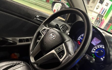 Hyundai Solaris II рестайлинг, 2011 год, 599 000 рублей, 8 фотография