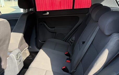 Volkswagen Golf Plus II, 2011 год, 630 000 рублей, 11 фотография