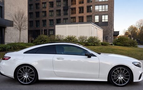 Mercedes-Benz E-Класс AMG, 2018 год, 5 099 000 рублей, 8 фотография