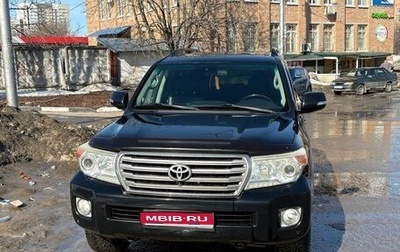 Toyota Land Cruiser 200, 2012 год, 2 800 000 рублей, 1 фотография