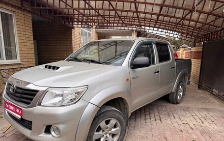Toyota Hilux VII, 2013 год, 2 600 000 рублей, 1 фотография