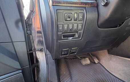 Toyota Land Cruiser 200, 2012 год, 2 800 000 рублей, 9 фотография