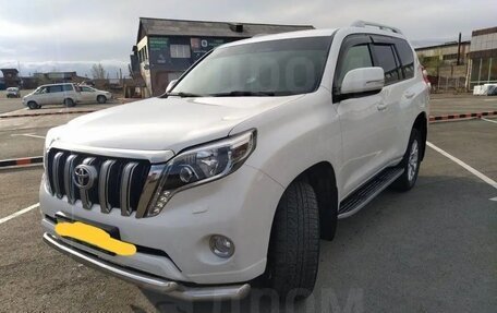 Toyota Land Cruiser Prado 150 рестайлинг 2, 2014 год, 3 700 000 рублей, 3 фотография