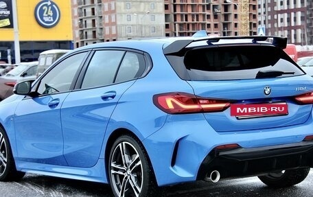 BMW 1 серия, 2020 год, 3 090 000 рублей, 8 фотография