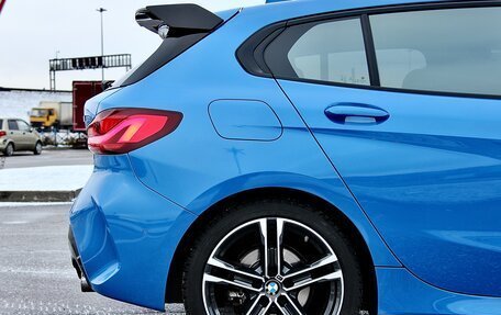 BMW 1 серия, 2020 год, 3 090 000 рублей, 16 фотография