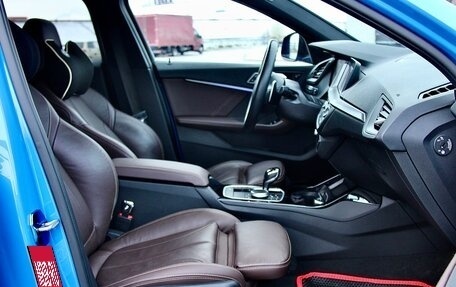 BMW 1 серия, 2020 год, 3 090 000 рублей, 10 фотография