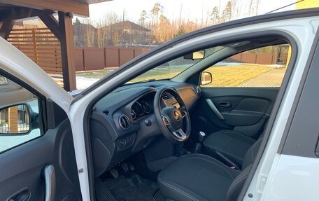 Renault Logan II, 2021 год, 1 070 000 рублей, 14 фотография