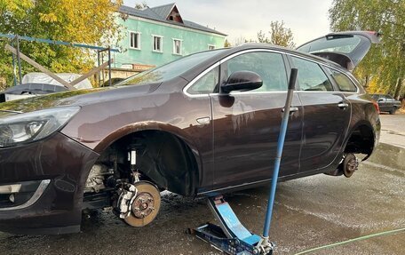 Opel Astra J, 2013 год, 999 000 рублей, 7 фотография