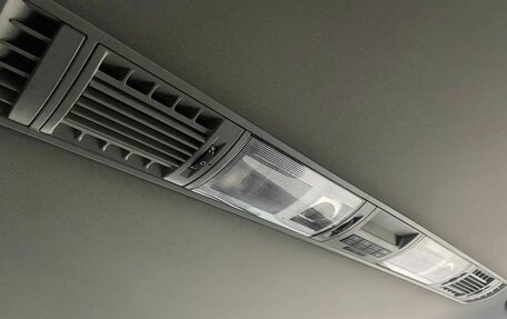 Volkswagen Caravelle T5, 2013 год, 1 999 000 рублей, 18 фотография