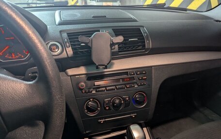 BMW 1 серия, 2011 год, 750 000 рублей, 8 фотография