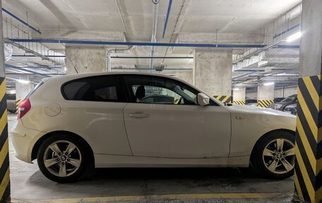 BMW 1 серия, 2011 год, 750 000 рублей, 4 фотография