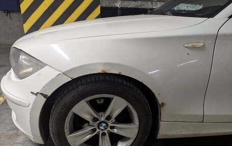 BMW 1 серия, 2011 год, 750 000 рублей, 13 фотография