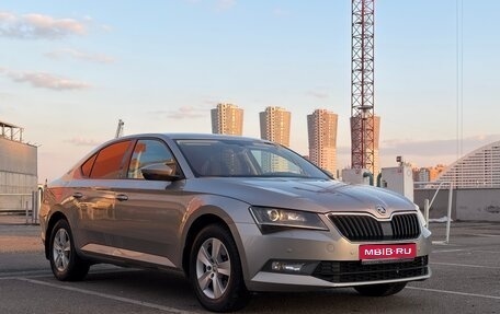 Skoda Superb III рестайлинг, 2017 год, 1 700 000 рублей, 1 фотография