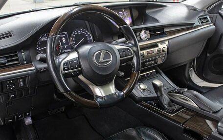 Lexus ES VII, 2015 год, 2 800 000 рублей, 13 фотография