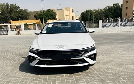 Hyundai Elantra, 2025 год, 2 280 000 рублей, 2 фотография