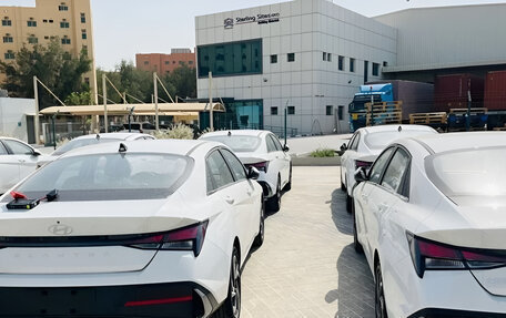 Hyundai Elantra, 2025 год, 2 280 000 рублей, 9 фотография