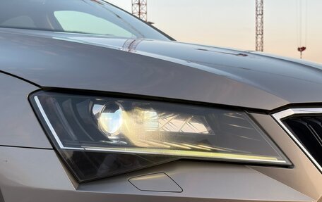 Skoda Superb III рестайлинг, 2017 год, 1 700 000 рублей, 21 фотография