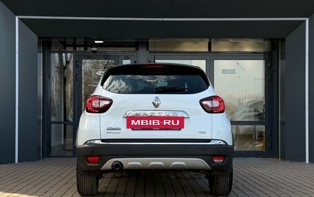 Renault Kaptur I рестайлинг, 2017 год, 1 550 000 рублей, 6 фотография