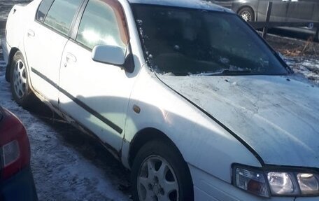 Nissan Primera II рестайлинг, 1997 год, 135 000 рублей, 3 фотография