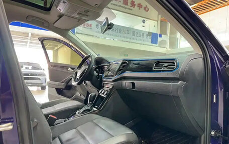 Volkswagen T-Roc I, 2021 год, 1 655 123 рублей, 10 фотография