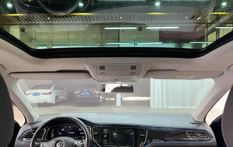 Volkswagen T-Roc I, 2021 год, 1 655 123 рублей, 13 фотография