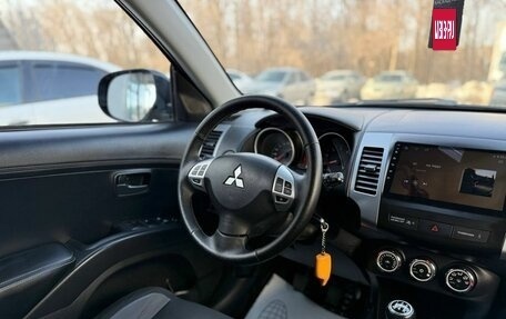 Mitsubishi Outlander III рестайлинг 3, 2010 год, 1 190 000 рублей, 14 фотография
