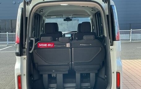 Honda Stepwgn IV, 2021 год, 2 125 000 рублей, 8 фотография