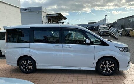 Honda Stepwgn IV, 2021 год, 2 125 000 рублей, 9 фотография