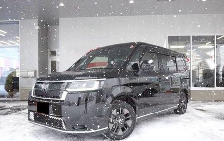 Honda Stepwgn, 2023 год, 2 600 000 рублей, 1 фотография