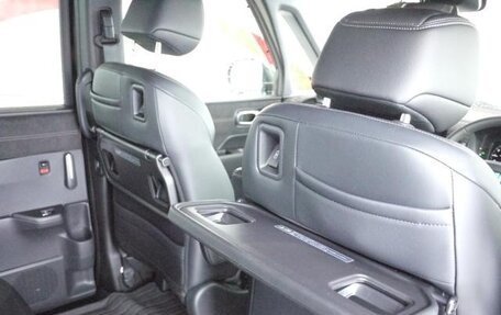 Honda Stepwgn, 2023 год, 2 600 000 рублей, 25 фотография