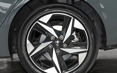 Hyundai Elantra, 2022 год, 1 200 000 рублей, 10 фотография