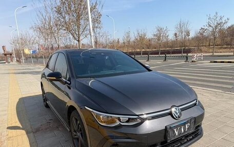 Volkswagen Golf VIII, 2022 год, 1 530 000 рублей, 3 фотография