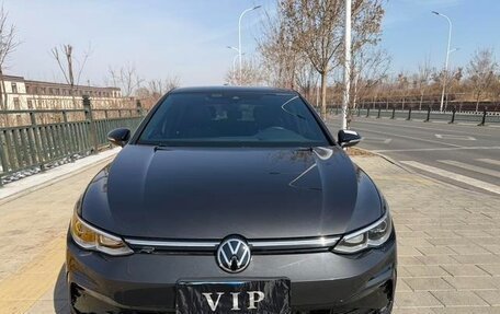 Volkswagen Golf VIII, 2022 год, 1 530 000 рублей, 1 фотография