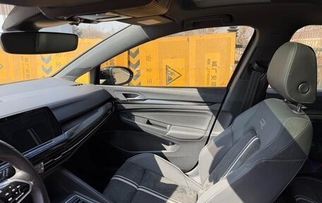 Volkswagen Golf VIII, 2022 год, 1 530 000 рублей, 12 фотография