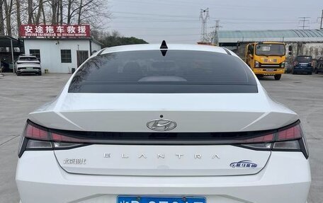 Hyundai Elantra, 2022 год, 1 430 000 рублей, 7 фотография