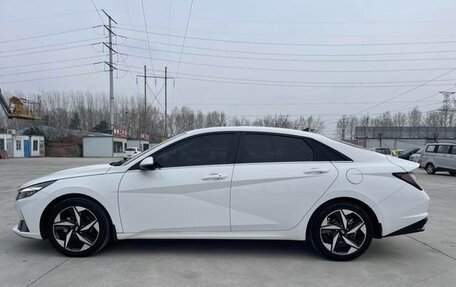 Hyundai Elantra, 2022 год, 1 430 000 рублей, 6 фотография