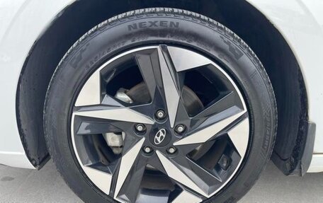 Hyundai Elantra, 2022 год, 1 430 000 рублей, 11 фотография