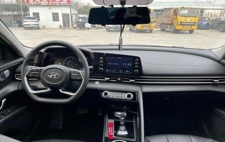 Hyundai Elantra, 2022 год, 1 430 000 рублей, 12 фотография