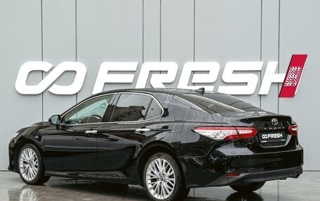 Toyota Camry, 2019 год, 2 850 000 рублей, 2 фотография