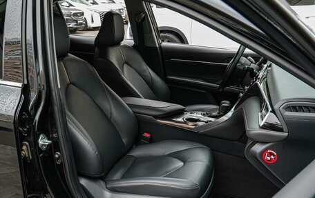 Toyota Camry, 2019 год, 2 850 000 рублей, 8 фотография