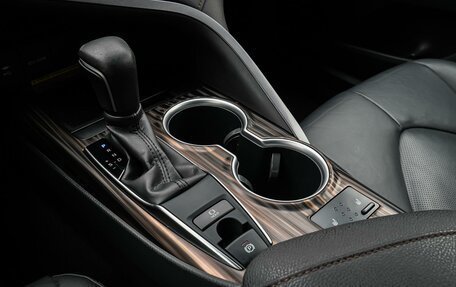 Toyota Camry, 2019 год, 2 850 000 рублей, 12 фотография